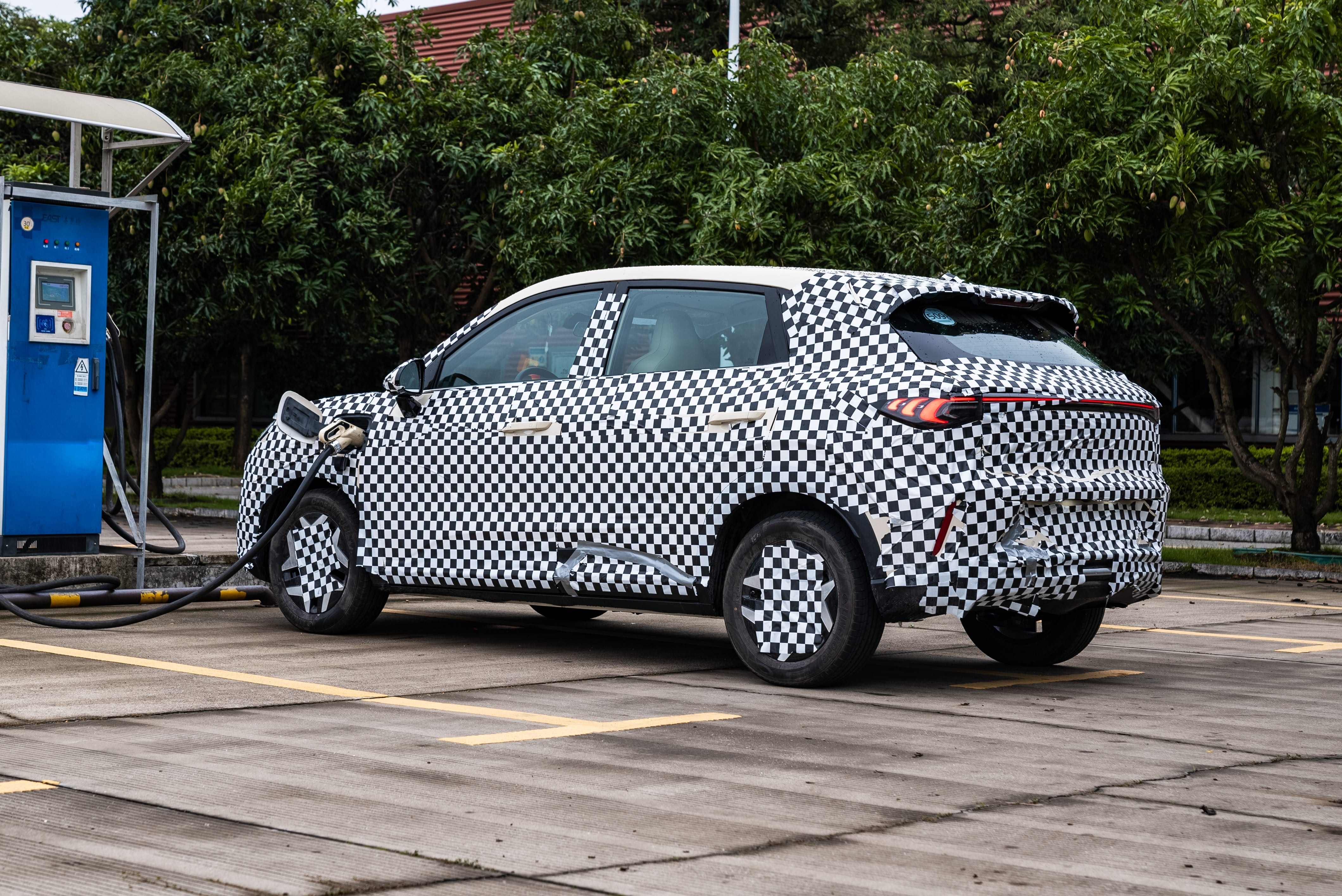 Compact Electric SUV: Wuling Bingo S Official Images Revealed